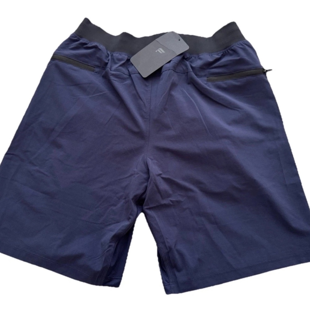 Fabletics The 9” Franchise Short Lined Navy Blue Zip Pockets Mens Medium M - Picture 3 of 4